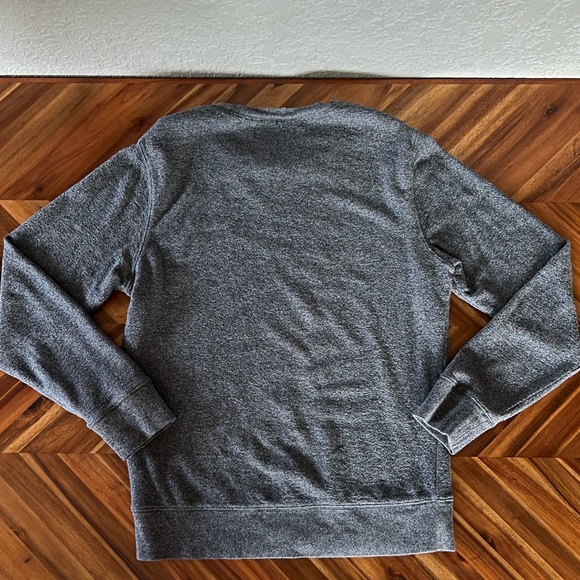 Men’s Fossil Sweater - Size Small - Picture 2 of 3